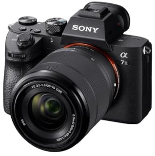 Sony Alpha 7 III Spiegellose Vollformat-Kamera mit 28-70 mm f/3.5-5.6 (Schneller 0,02s AF, optische 5-Achsen-Bildstabilisierung)