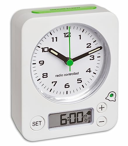 TFA Dostmann Combo Funkwecker, 60.1511.01.05, Analoge Uhrzeit und digitaler Wecker, Funkuhr, einfache Bedienung, geräuscharm, genau , für das Schlafzimmer, batteriebetrieben, weiß-grün
