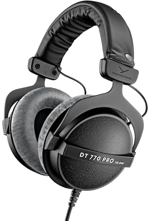 beyerdynamic DT 770 PRO 250 Ohm Over-Ear-Studiokopfhörer in schwarz. Geschlossene Bauweise, kabelgebunden für Studioanwendung ideal zum Abmischen im Studio. Handmade in Germany