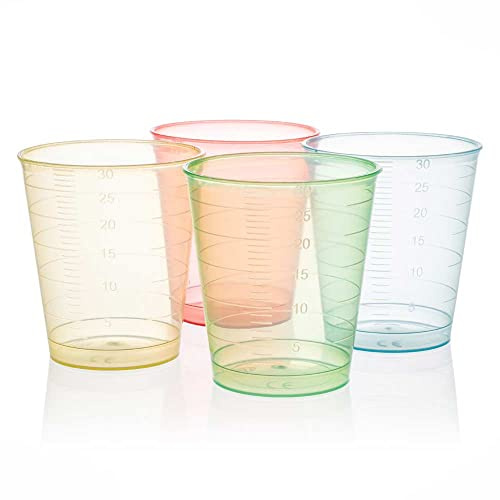 Tuuters Medikamentenbecher 300 Stück 30ml (Farbmix) Schnapsbecher klein | 3cl Volumen für Pflege, Labor, Praxis, Shots, Dosieren, Portionieren, bruchsicher als Schnapsgläser, Made in Germany stabil