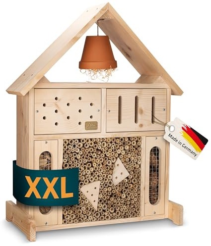 Gardigo Insektenhotel XXL - Insektenhaus für den Garten I Made in Germany | Regionales Holz I Nistkasten für Wildbienen, Florfliegen, Marienkäfer, Ohrenkneifer und Schmetterlinge | Bienenhotel