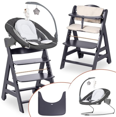 hauck Beta+ Hochstuhl Newborn Set mit Deluxe Bouncer - Dark Grey | Mitwachsender Holz Kinderhochstuhl mit Rollen ab Geburt bis 90 kg | inkl. Neugeborenenaufsatz, Essbrett & Sitzkissen
