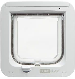 SureFlap Sure Petcare Mikrochip Katzenklappe, mit RFID-Halsbandanhänger und Mikrochip kompatibel, EIN-Tasten-Steuerung, zur Installation in Türen, Weiß, 4 AA Batterien erforderlich, Nicht enthalten