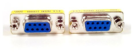 StarTech.com Slimline DB9 serieller Gender Changer, Bu/Bu | Geschlechtswandler, DB9 Buchse, Kompakt, Serielle Verbindung