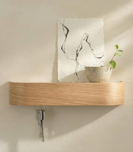 Kazai. Schlüsselbrett 'Toke' | Minimalistisches Schlüsselhaken-Design aus Berlin | Moderner Schlüsselhalter mit Ablage aus Holz | Schlüsselregal als Flur Möbel für die Wand | Eiche