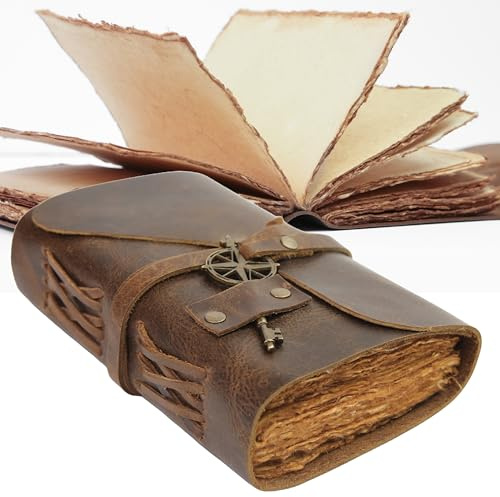 WANDERINGS Vintage Notizbuch Leder - 10 x 15cm - Kleines, Antikes Handgemachtes Leder Notizbuch mit Büttenrandpapier - Perfekt zum Schreiben, als Notizbuch, Reisetagebuch, Tagebuch für Erwachsene