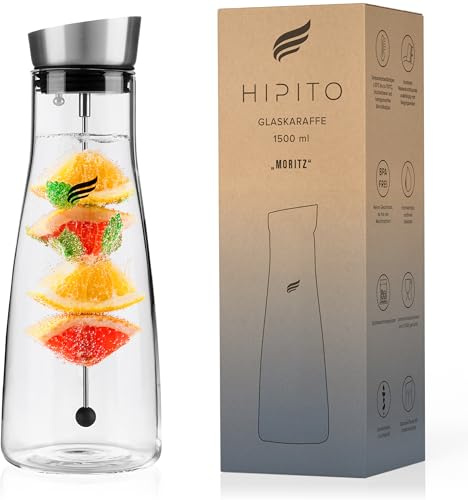 HIPITO Glaskaraffe 1,5l mit Fruchtspieß & Edelstahldeckel – Premium Wasserkaraffe aus hitzebeständigem Borosilikatglas – Glaskaraffe mit Fruchteinsatz, tropffreier Ausguss, spülmaschinenfest
