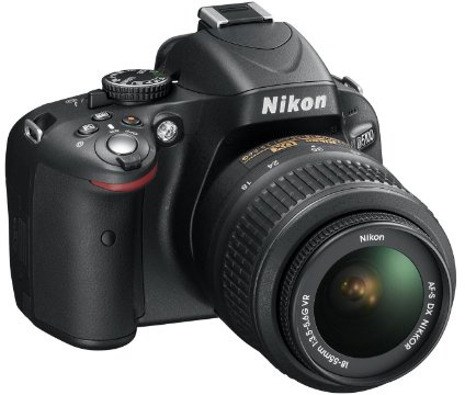 Nikon D5100 SLR-Digitalkamera (16 Megapixel, 7.5 cm (3 Zoll) schwenk- und drehbarer Monitor, Live-View, Full-HD-Videofunktion) Kit inkl. AF-S DX 18-55 mm VR (bildstb.)