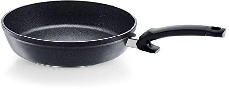 Fissler Adamant Comfort/Aluminium-Pfanne (24 cm) – Made in Germany, kratzfest, antihaft-beschichtet, induktionsgeeignet