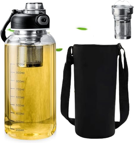 GOMETY 1L Glas-Trinkflasche mit Sieb und Becherhülse, Glastrinkflasche mit Edelstahl-Sieb auslaufsicher Teeflasche mit Sieb to go, Wiederverwendbar Trinkflasche Glas für Wasser & Getränken