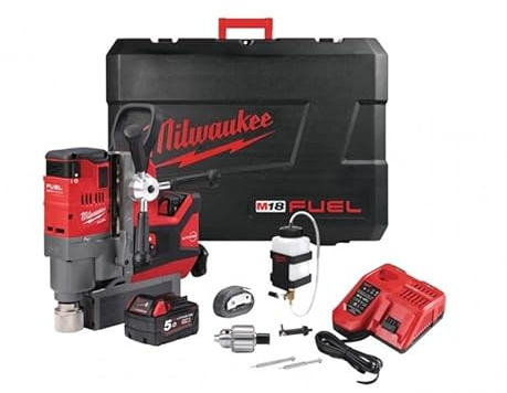 Milwaukee M18FMDP-502C M18 magnetischer Bohrständer (2 x 5,0 Ah Batterien, Ladegerät, BMC), multi, einheitsgröße