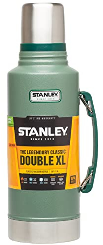 Stanley 1913 Classic Legendary Thermoskanne 1.9L - Hält 32 Stunden Heiß Oder Kalt - Spülmaschinenfest - Auslaufsicherer Deckel Dient Als Becher - Isolierflasche BPA Frei - Edelstahl Thermosflasche