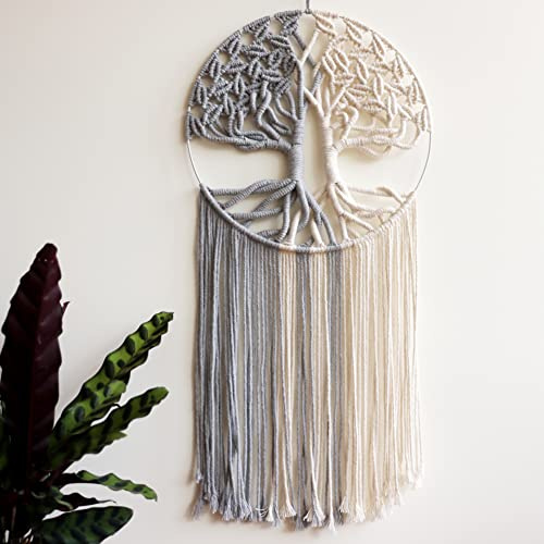 GUKALYLY Baum des Lebens Makramee-Wandbehang, schick, handgefertigt, gewebte Boho-Heimdekoration, eklektische Wanddekoration für Schlafzimmer, Mädchen, Mutter (33 cm Bx43.2 cm L) (grau und weiß)