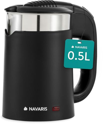 Navaris Reisewasserkocher mit 0,5 Liter - 16 x 11 x 17 cm - Mini Wasserkocher Klein mit 1100 W für die Reise, Camping, Wohnwagen oder Unterwegs - mit 2 Trinkbecher - Schwarz