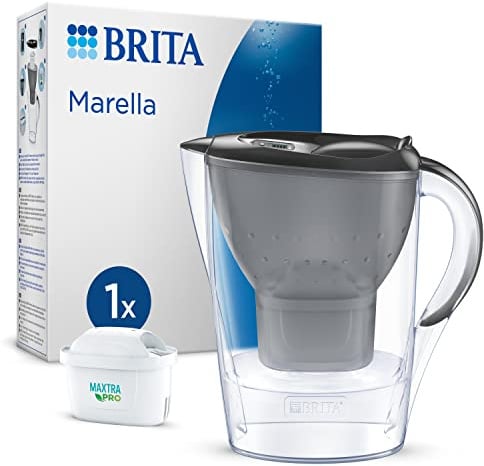 BRITA Wasserfilter-Kanne MAXTRA Marella, 1x Pure Performance Kartusche | Graphit (2,4l) kühlschrankgeeignete Kanne mit Filterwechselanzeige, Klappdeckel, reduziert PFAS, Kalk, Metalle & mehr