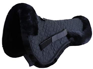 Engel Reitsport | SAKIS2-L-SCH-SCH | Sattelkissen mit echtem Merino Lammfell | mit Fellrand vorne und hinten | Steppstoff schwarz Fell schwarz Grösse L