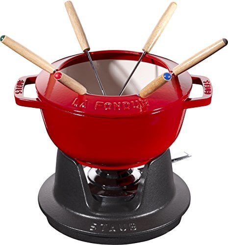 STAUB Fondue Set mit 6 Gabeln, Gusseisen, Rund, 18 cm, 1,6 l, Geeignet für Käse- Schoko- und Fleisch-Fondue, Made in France, Kirsch-Rot