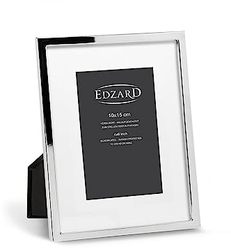 EDZARD Bilderrahmen Rivoli für Foto 10 x 15 cm, mit Passepartout, edel versilbert, anlaufgeschützt, Samtrücken, mit 2 Aufhängern, Fotorahmen zum Stellen oder Hängen
