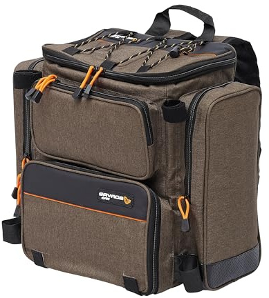 Savage Gear Specialist Rucksack - Wasserdichter Angelrucksack mit Mehreren Staufächern, UV-geschützten Köderboxen, ergonomischen Gurten, ideal für Mobile Bank-, Boots- und Reiseangler 23L