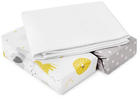 FlyIdeas 3-teiliges Spannbettlaken-Set – 2 Spannbettlaken aus 100% Baumwolle & 1 wasserdichter Matratzenschoner – Atmungsaktiv & Hypoallergen (Baby Animals, 75x35 cm)