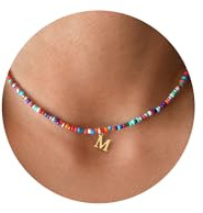 TINGN Bunte Perlenkette mit Buchstaben Damen - Bunte Perlenkette Kette mit Buchstaben M für Teenager Mädchen Schmuck, Geburtstagsgeschenk Geschenke für Teenager Mädchen 10 11 12 13 14 15 16 Jahre