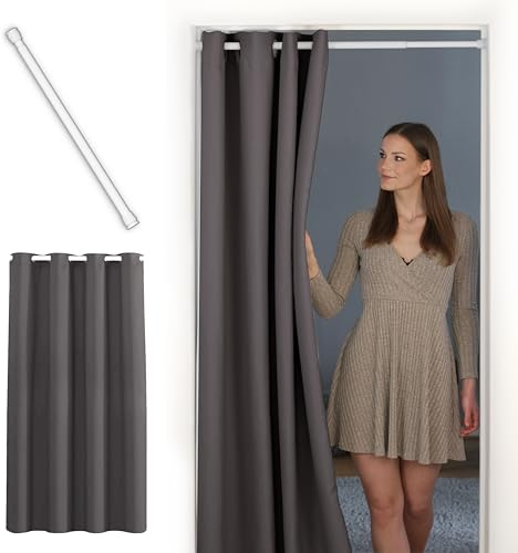 tinycurtains, Thermo Türvorhang mit Teleskopstange, einfache Montage in nur 1 Minute ohne Bohren (Türgardine grau H195 x B150 cm + Stange weiß B55-90 cm)