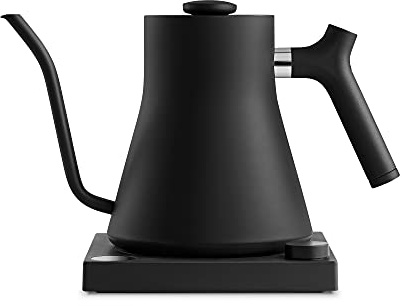 Fellow Stagg EKG Elektrischer Schwanenhals-Wasserkessel – Kanne für Filterkaffee und Tee – Wasserkocher aus Edelstahl – schnellerhitzender elektrischer Wasserkocher – Mattschwarz