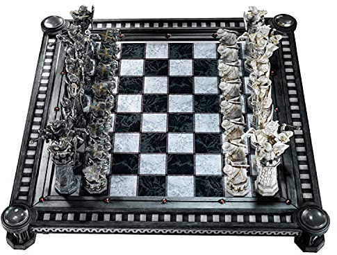 Harry Potter - The Final Challenge Chess Set