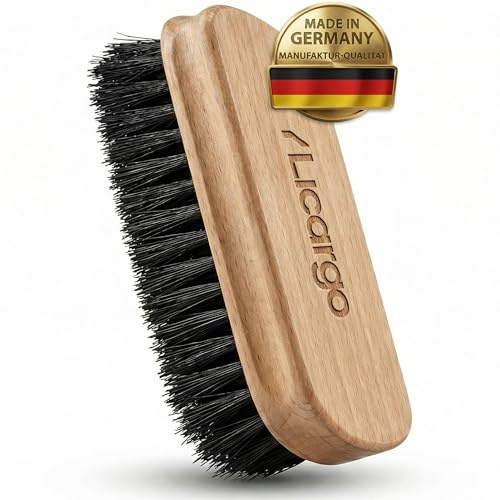 LICARGO Textil- & Lederbürste Auto - Made in Germany - Weiche Polsterbürste für Autositze, Alcantara, Teppich, Sofa & Polster - Reinigungsbürste gegen Schmutz, Flecken & Tierhaare