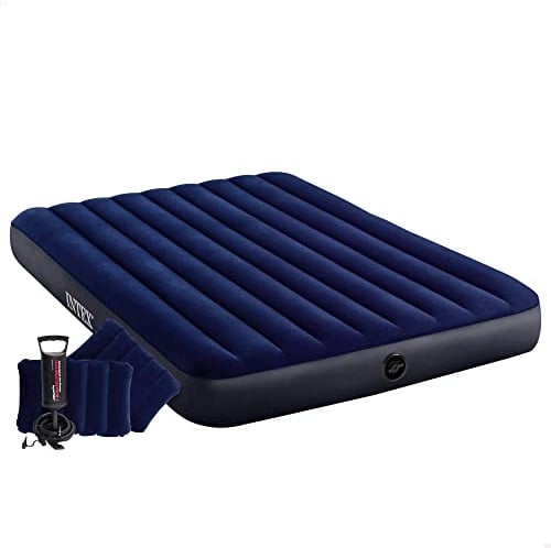 INTEX Dura-Beam Camping Matratze für 2 Person inkl. Luftpumpe & 2 Kopfkissen aufblasbar Luftbett 203 x 152 x 25 cm max. 272KG – Gästebett aufblasbares Bett Campingbett & Pumpe, Fiber-Tech (64765)