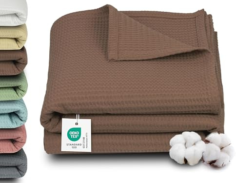 ZOLLNER Kuscheldecke in 150x200 cm - 100% Baumwolle - Zeitloses Waffelmuster - knitterarme und atmungsaktive Couchdecke in braun - waschbar bis 60°C – Hotelwäschequalität - Oeko Tex® Zertifiziert